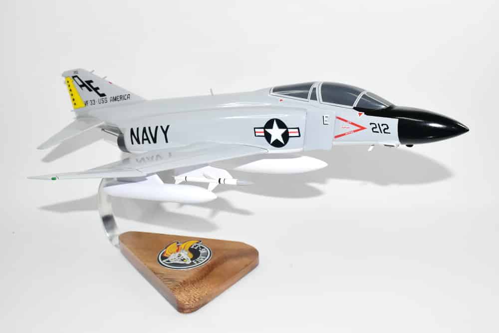 VF-33 Tarsiers (1968) F-4J Model