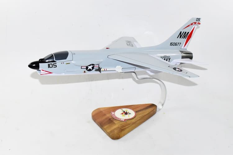 VF-191 Satan’s Kittens F-8 (1968) Model