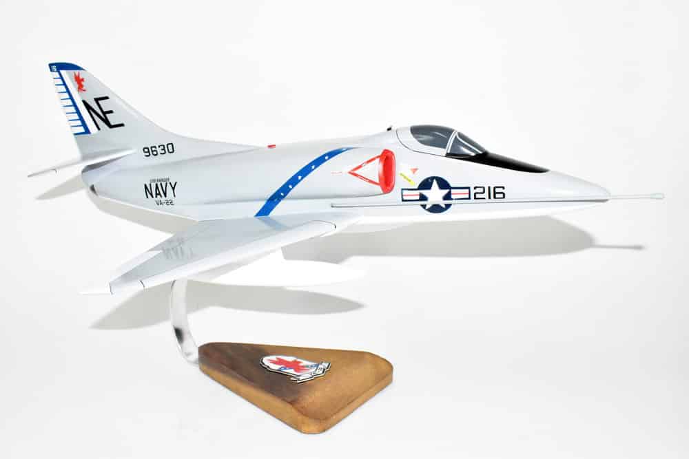VA-22 Fighting Redcocks A-4 (1969) Model