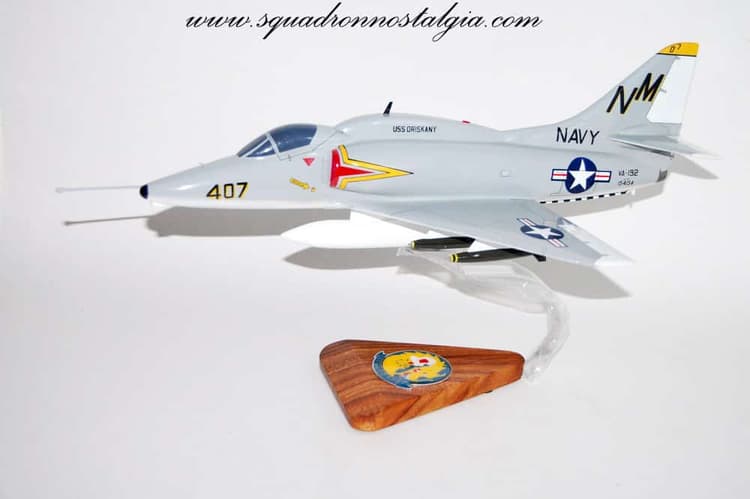 VA-192 Golden Dragons A-4F Model