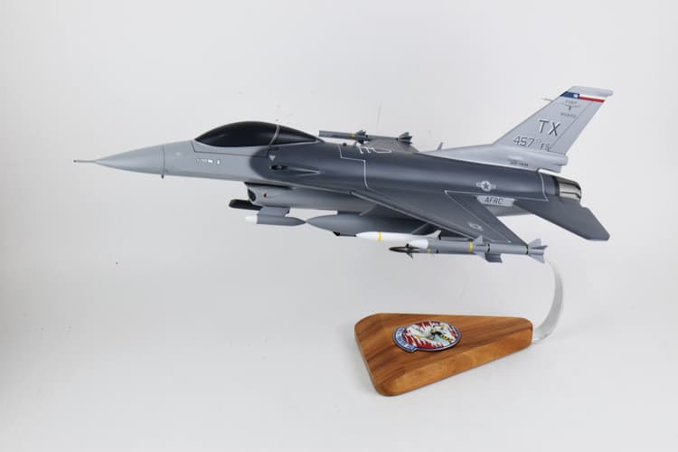 Lockheed Martin® F-16 Fighting Falcon®, 457th FS Spads