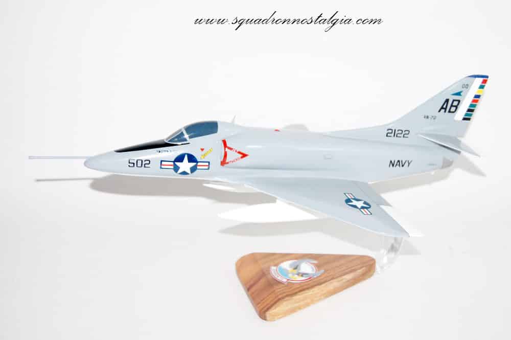 VA-72 Blue Hawks A-4 (1967) Model