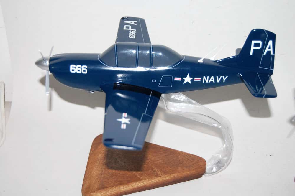 VT-6 Shooters T-34b Model