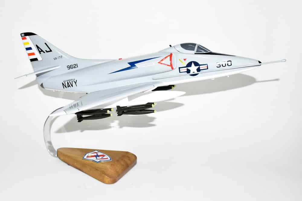 VA-172 Blue Bolts A-4C (1970) Model