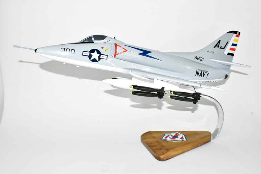 VA-172 Blue Bolts A-4C (1970) Model