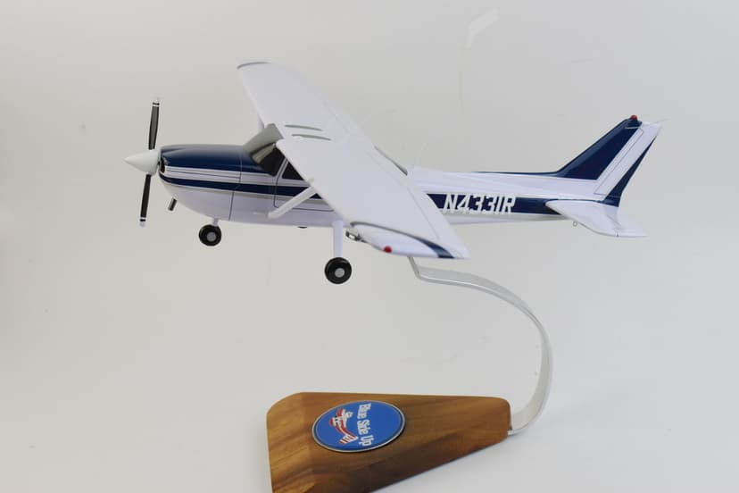 Cessna® 172 Skyhawk (N4331R)