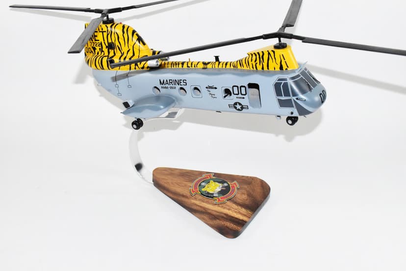 HMM-262 Flying Tigers CH-46 (2013) model