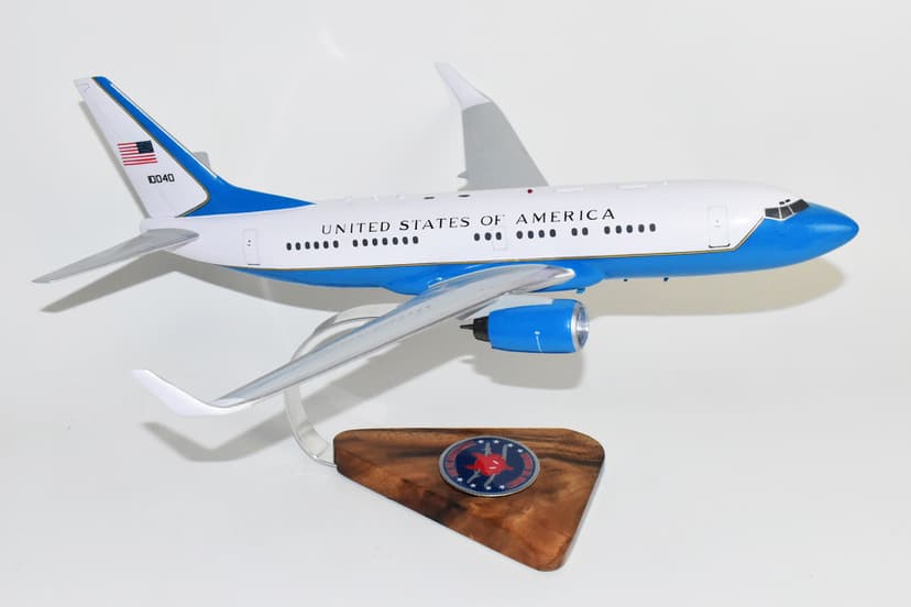 89 MXG Sam Fox Maintenance C-40B Model