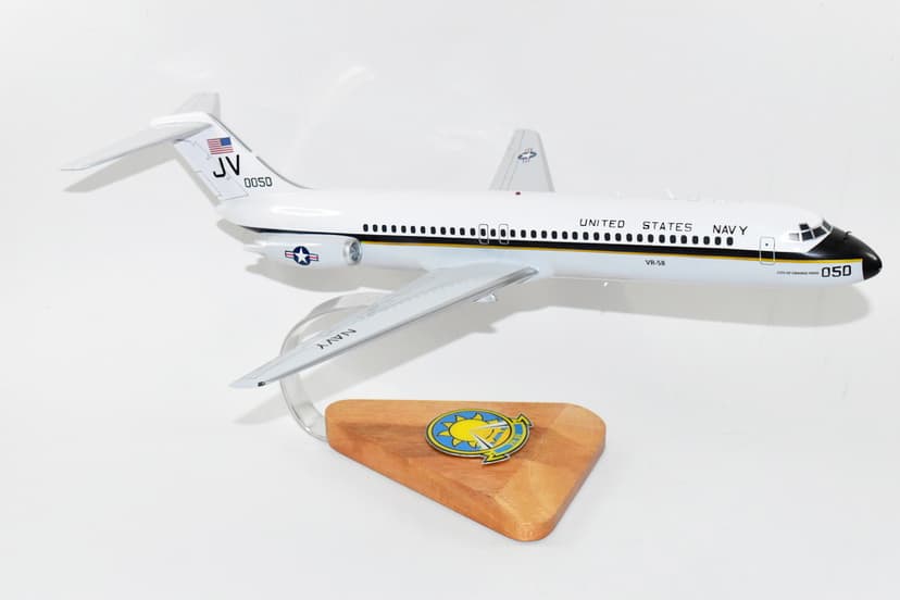VR-58 Sunseekers C-9b Skytrain II Model,
