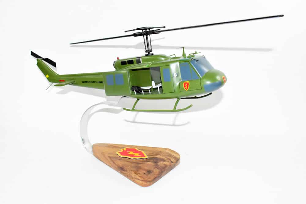 HMM-264 Black Knights (01) CH-46 Model