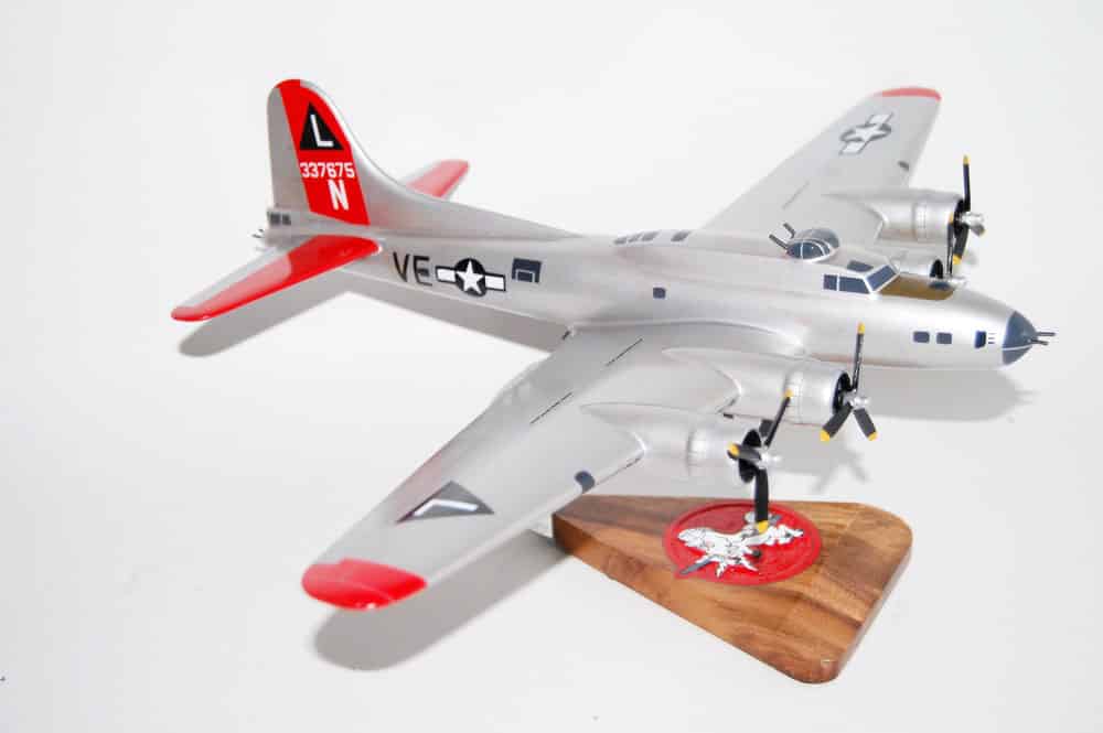 532d Bombardment Squadron B-17G Model