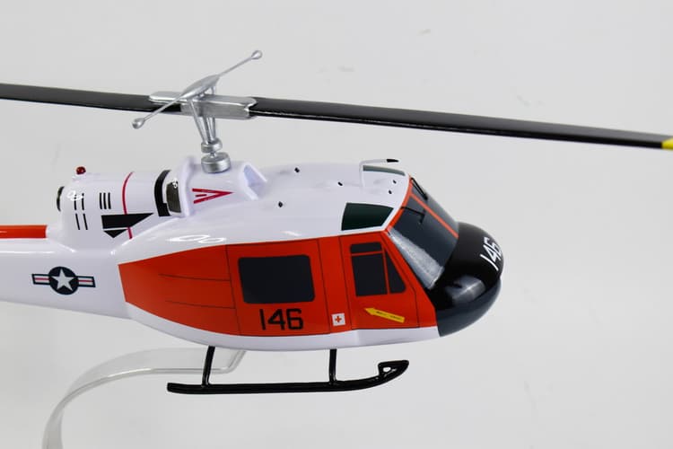 Bell® TH-1L Huey, HT-18 Vigilant Eagles