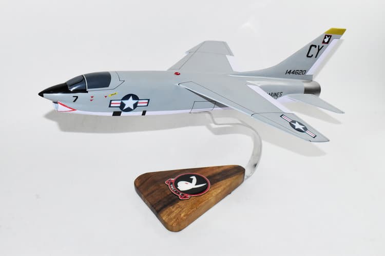 VMCJ-2 RF-8A Model,Vought F-8 Crusader