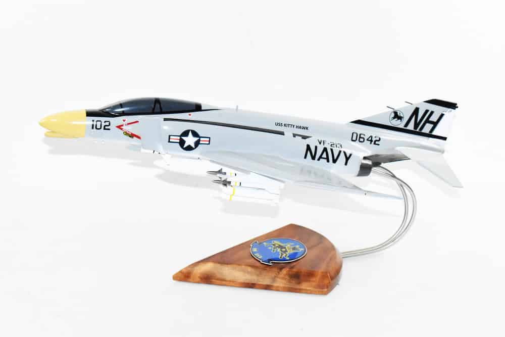 VF-213 Fighting BlackLions F-4b (1965) Model