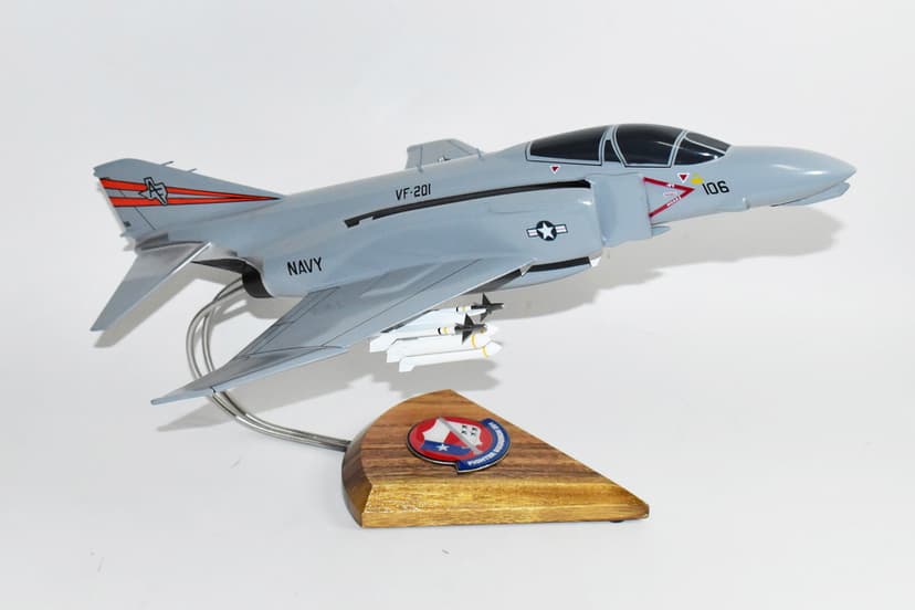 VF-201 Hunters F-4n (1980) Model