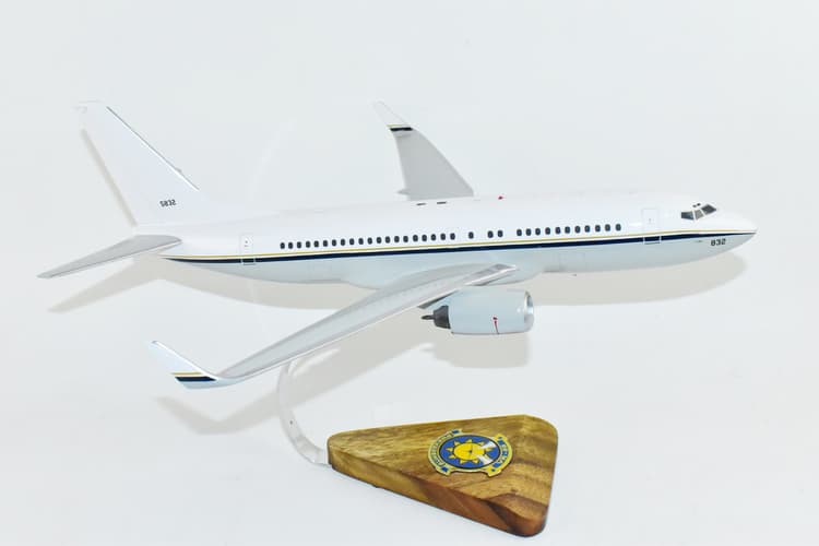 VR-58 Sunseekers C-40 Clipper Model