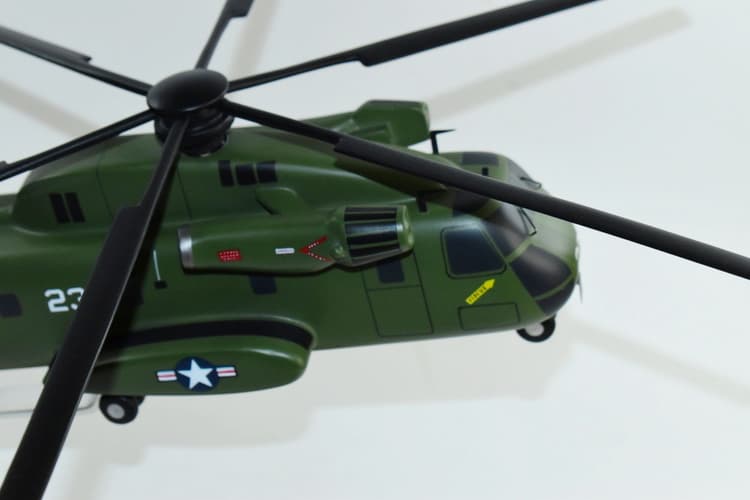 Sikorsky® CH-53D SEA STALLION™, HMH-461 Iron Horses (23)
