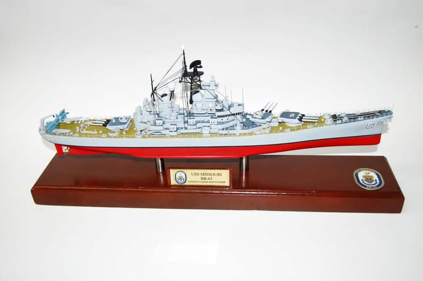 BB-63 USS Missouri Battleship Model