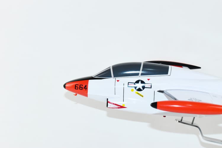 VT-26 Flying Tigers T-2 Model,