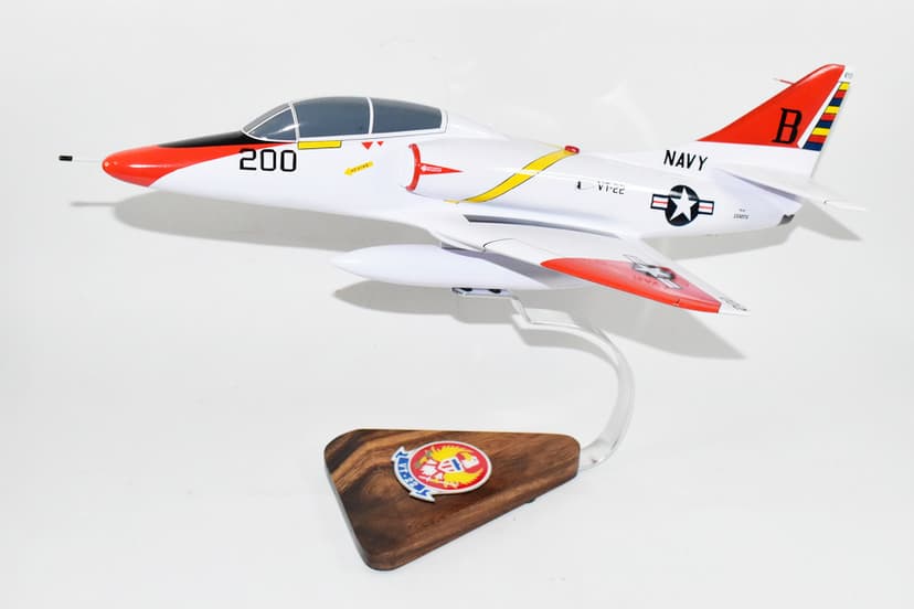 VT-22 Golden Eagles TA-4J Model