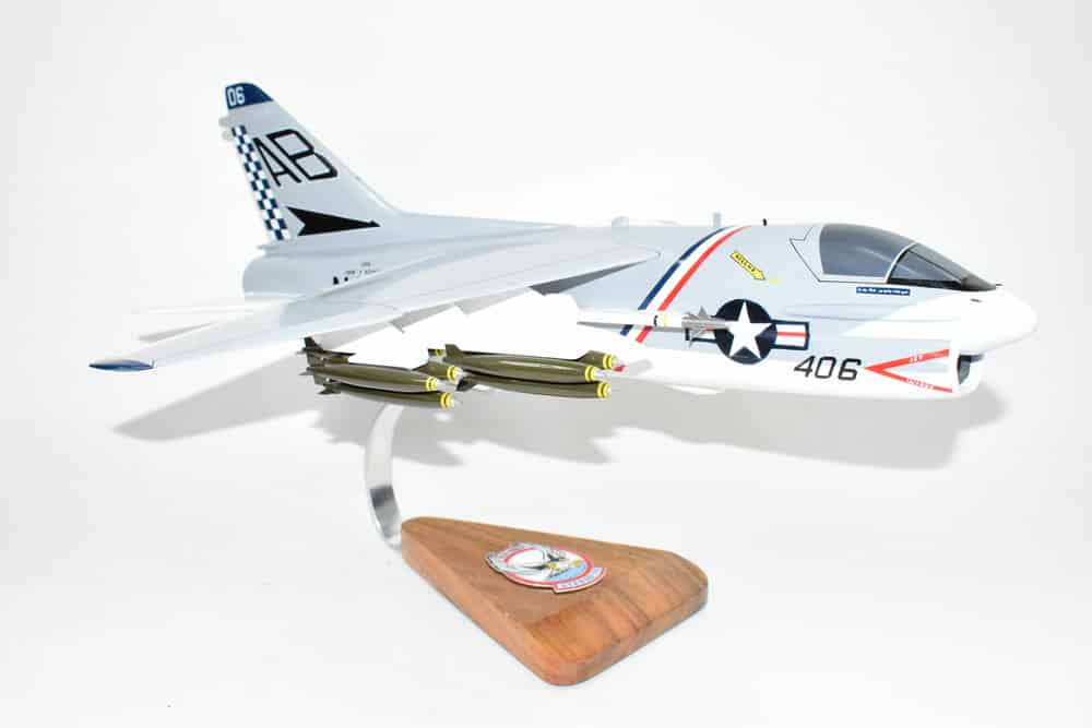 VA-72 Blue Hawks A-7e (1972) Model
