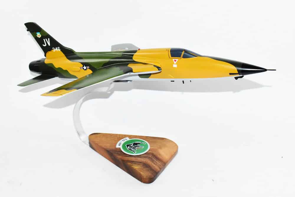 469th Tactical Fighter Squadron F-105F Thunderchief Model