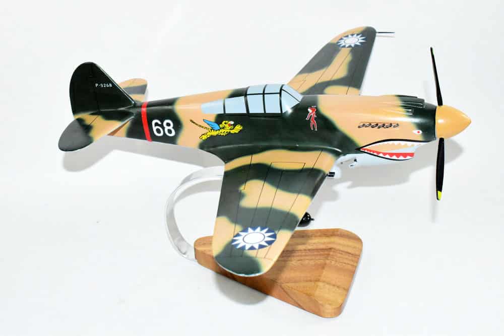 Curtiss P-40 Warhawk (P8268) Model