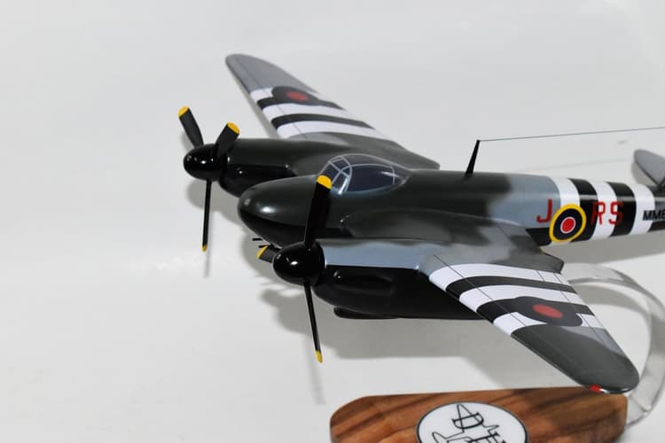 de Havilland Mosquito Model
