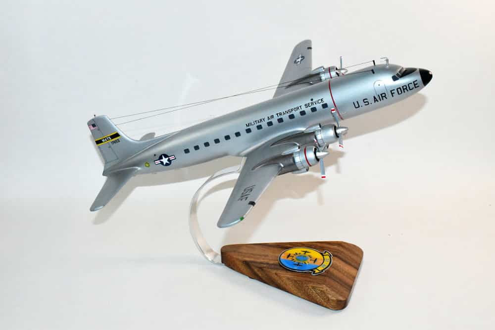 VR-22 MATS C-118A Liftmaster (DC-6A) Model