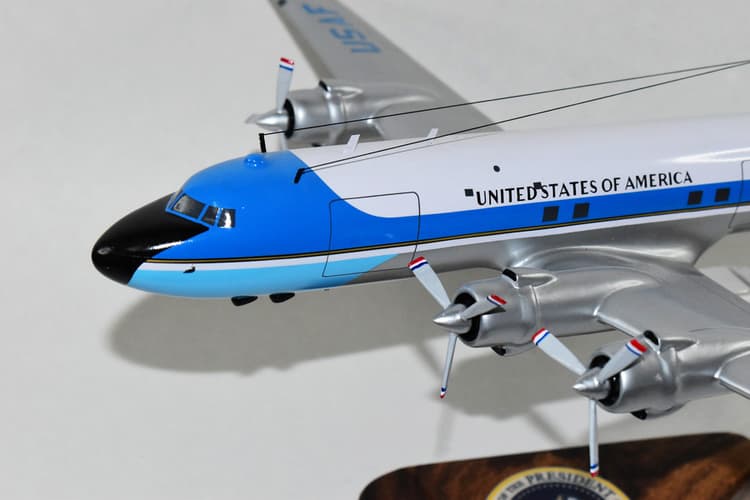 Air Force One VC-118a Liftmaster Model