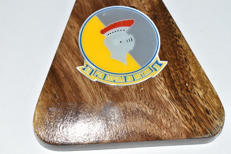 VA-16 (1956) A-1H Skyraider Model