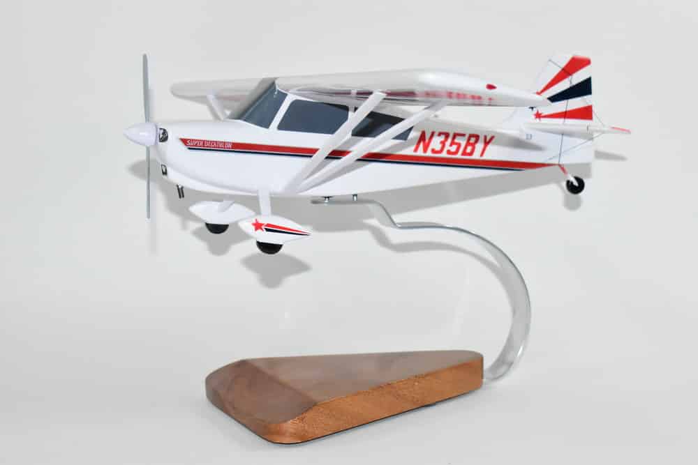 Super Decathlon N35BY Model