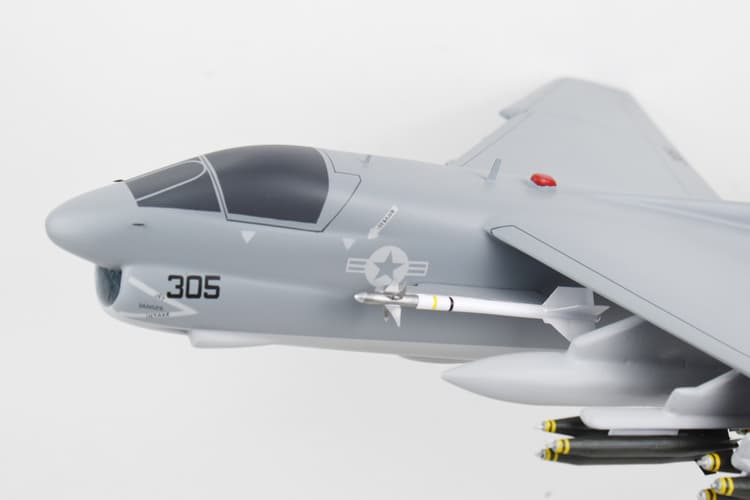 VA-83 Rampagers 1986 USS Saratoga A-7e Corsair II Model