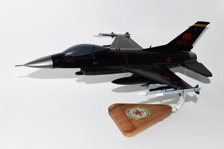 Lockheed Martin® F-16 Fighting Falcon®, 64th Aggressor Squadron "Wraith