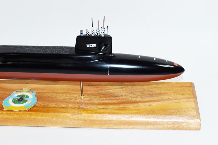 USS Abraham Lincoln SSBN-602 Submarine