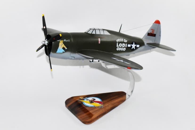 Republic P-47D Thunderbolt, 340th FS 348th FG 1943 Miss Mutt, Lt Col Rowland