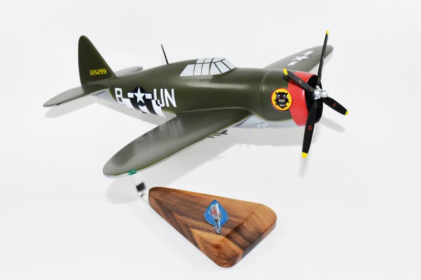 Republic P-47D Thunderbolt, 63rd FS 56th FG 1944, Capt Hart