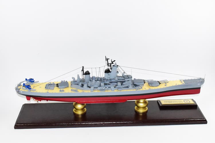 USS Iowa BB-61 Iowa Class Battleship