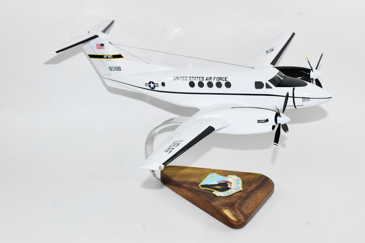 Beechcraft C-12C Huron, 412th TW Edwards AFB