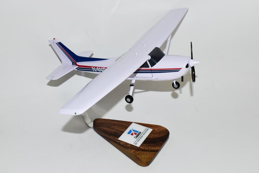 Cessna® 172P Skyhawk, N4NP
