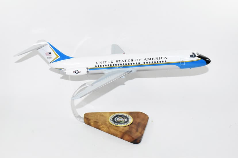 Air Force Two VC-9 31681