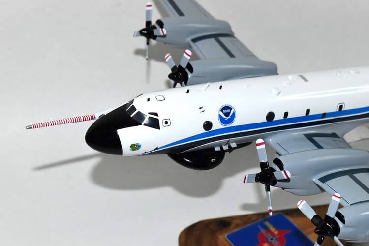 Lockheed Martin® WP-3D Orion, NOAA (2024), 18" Mahogany Model