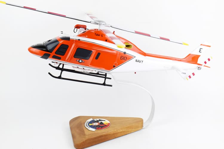 HT-18 Vigilant Eagles TH-73A Thrasher Navy Model