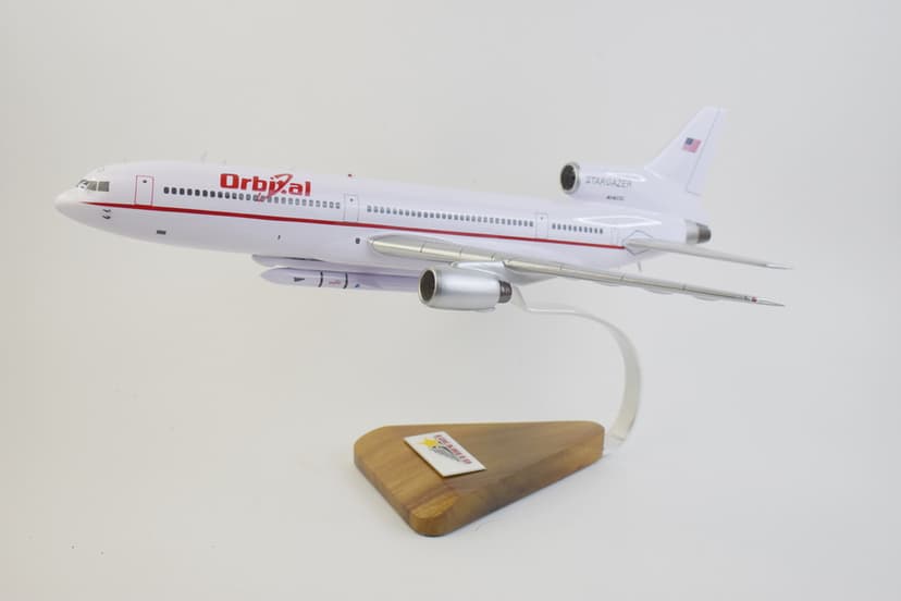 Lockheed Martin® L-1011 TriStar™, Stargazer