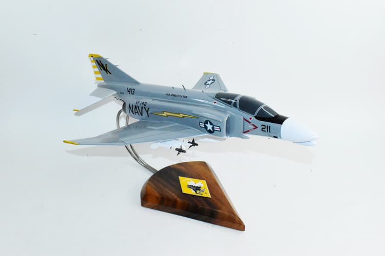 VF-142 Ghostriders F-4B (USS Constellation) Model