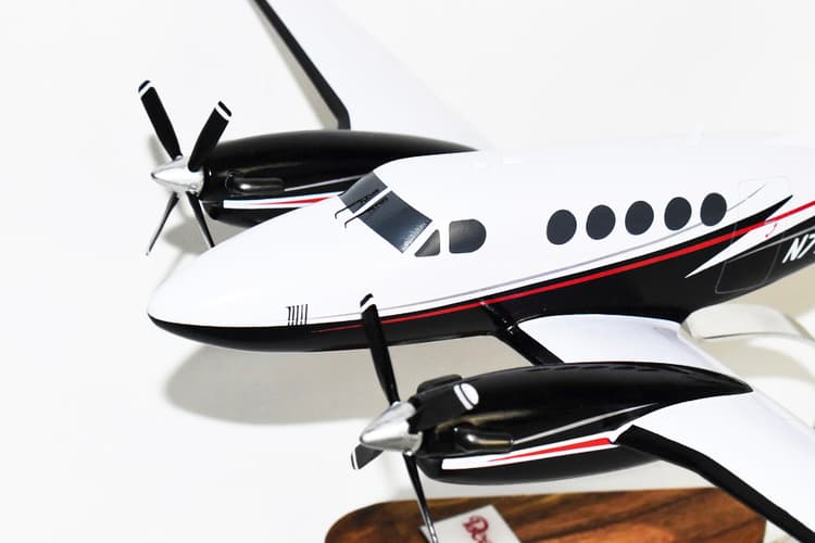 Beechcraft® King Air B200 N716TA, 18 inch Mahogany Model