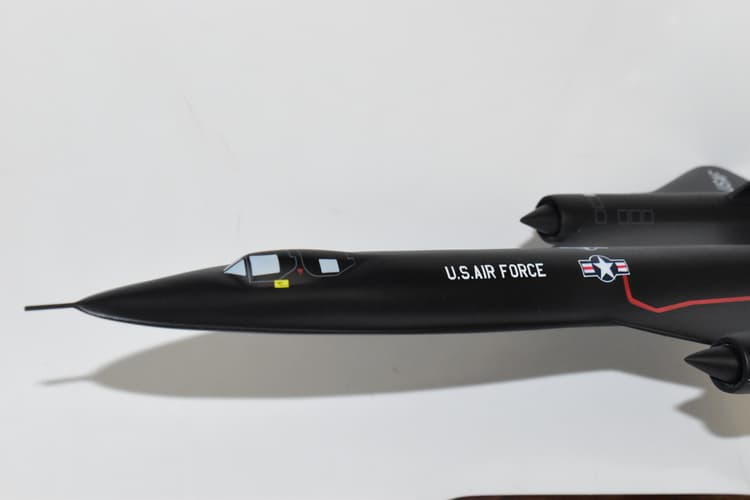 Skunk Works® SR-71A Blackbird®, 9th SRW, 958, Mahogany, 18" Model