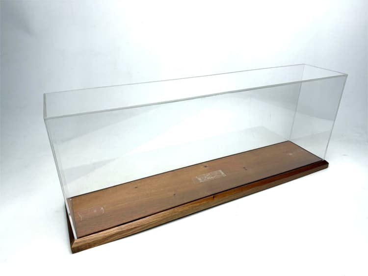 Case for 20 in Submarine Model