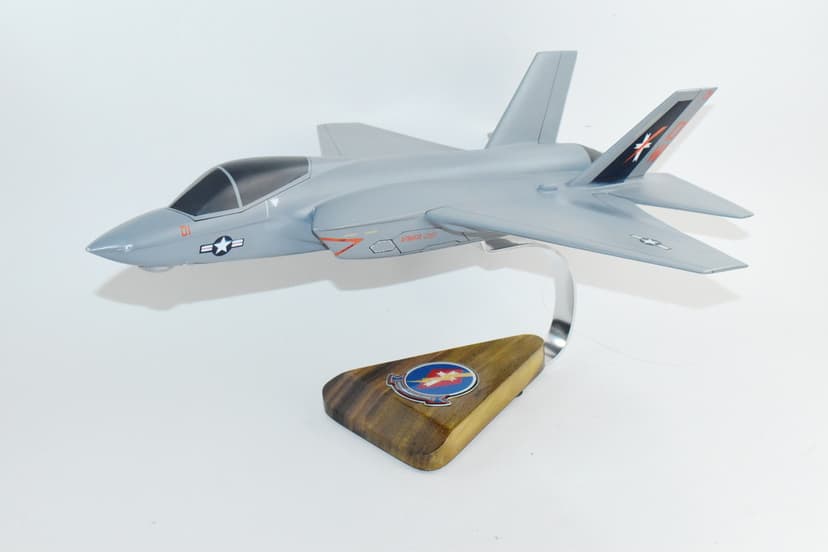 Lockheed Martin F-35C Lightning II, VMFA-251 Thunderbolts (2024)
