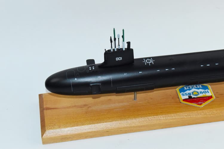 USS Utah (SSN-801), 20-inch Mahogany Model, Block IV